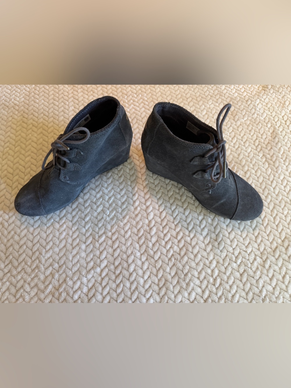 TOMS Desert‎ Wedge Grey Suede Lace Up Ankle Booties Womens 8 - Picture 2 of 10
